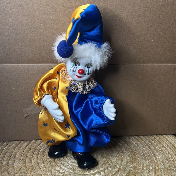 Vintage Ceramic Face Clown Doll Size In Height 9.5” - Picture 8 of 11